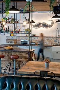 Movember Kitchen & Bar