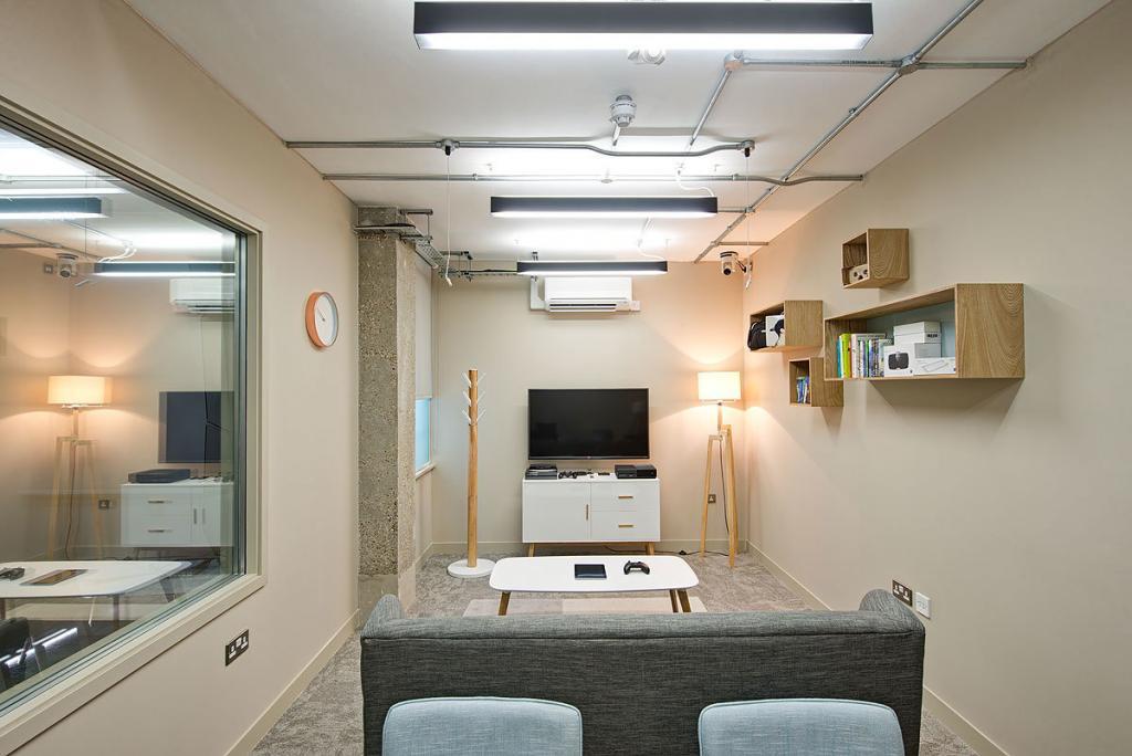 Spotless__Lab-Room-2